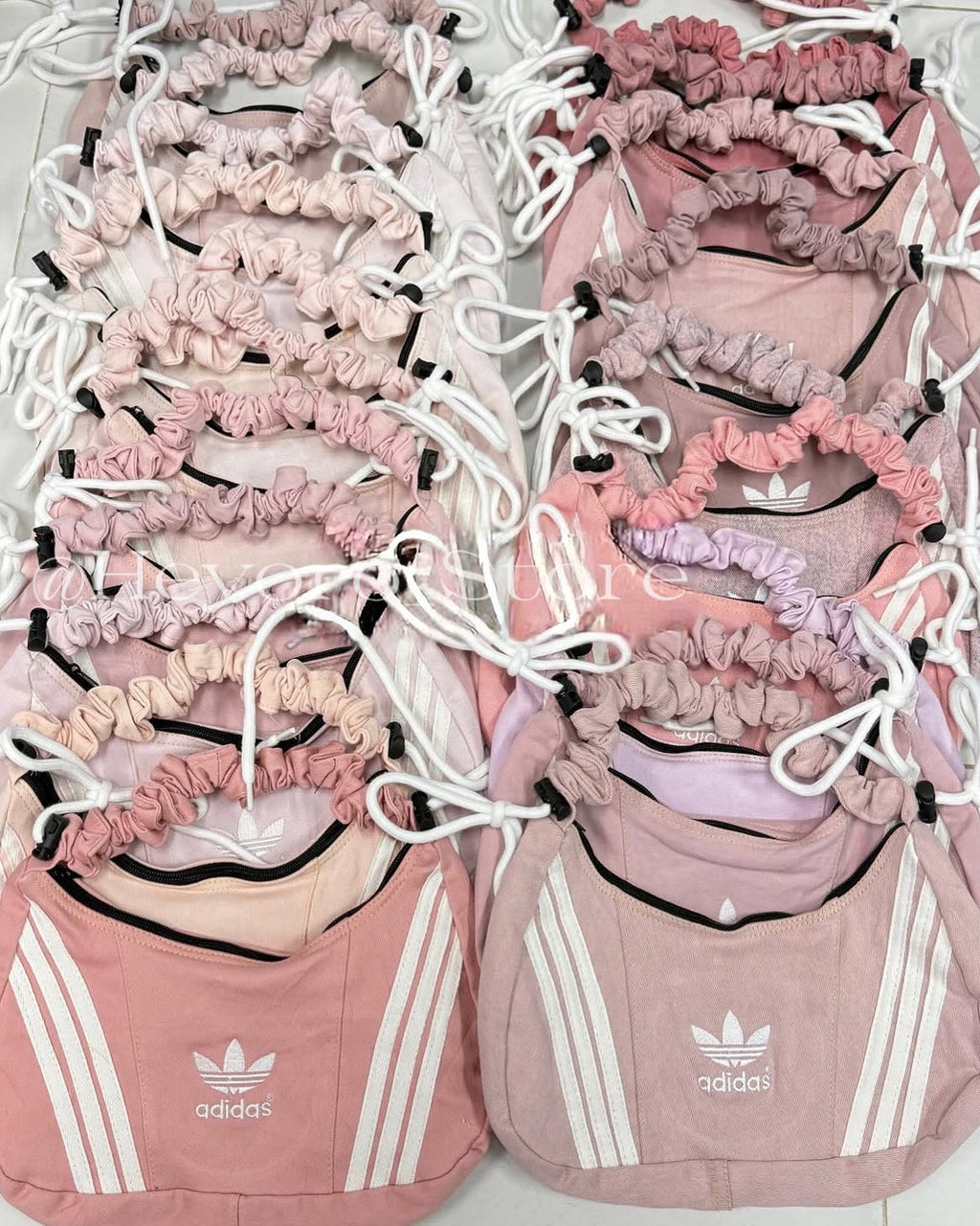 TH Adidas Remake Shoulder Bag (預訂)