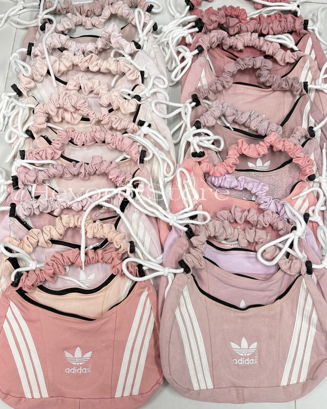 TH Adidas Remake Shoulder Bag (預訂)